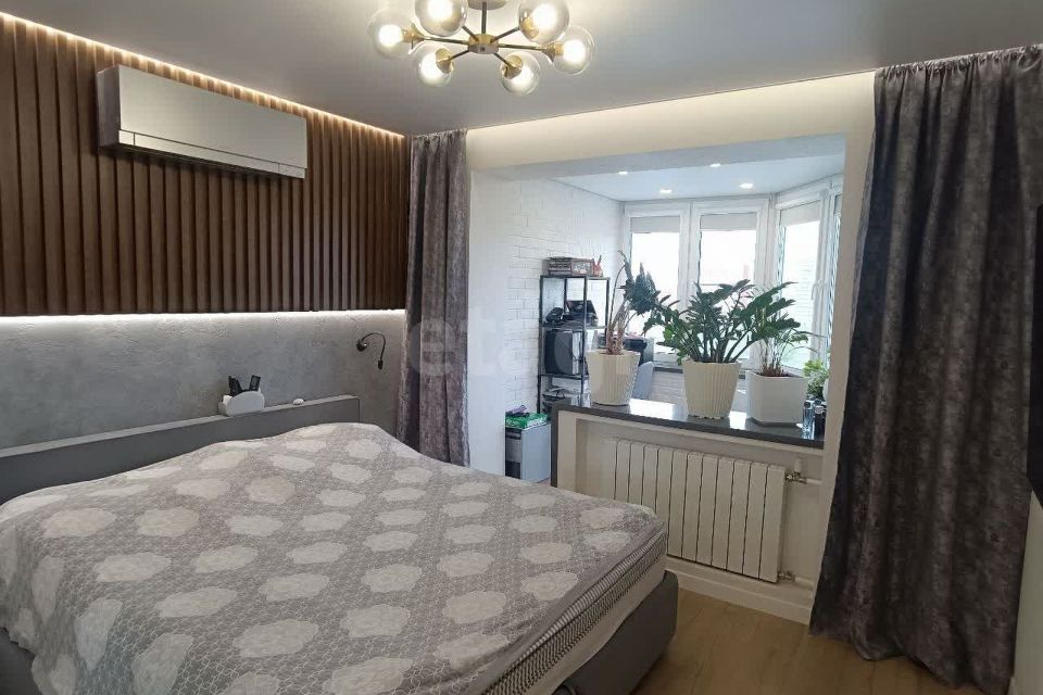 Продаётся 4-комнатная квартира, 94 м²