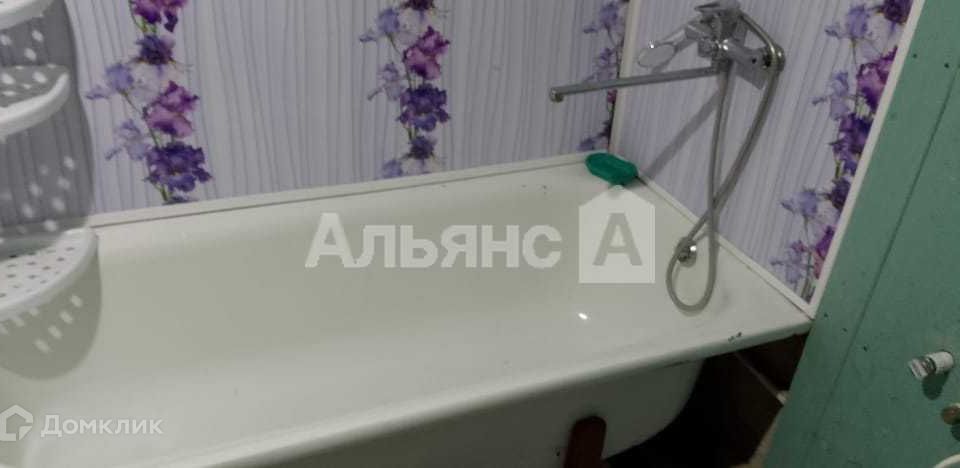 Продаётся 3-комнатная квартира, 44.9 м²