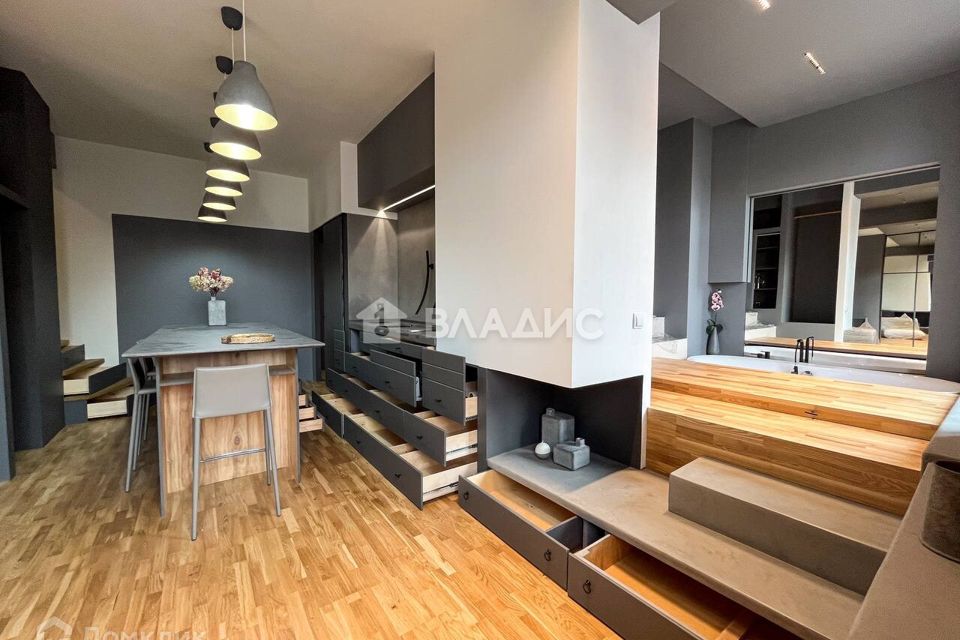 Продаётся 2-комнатная квартира, 58.7 м²