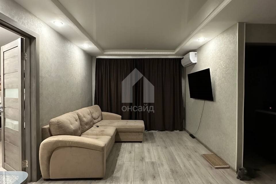 Продаётся 2-комнатная квартира, 41.9 м²