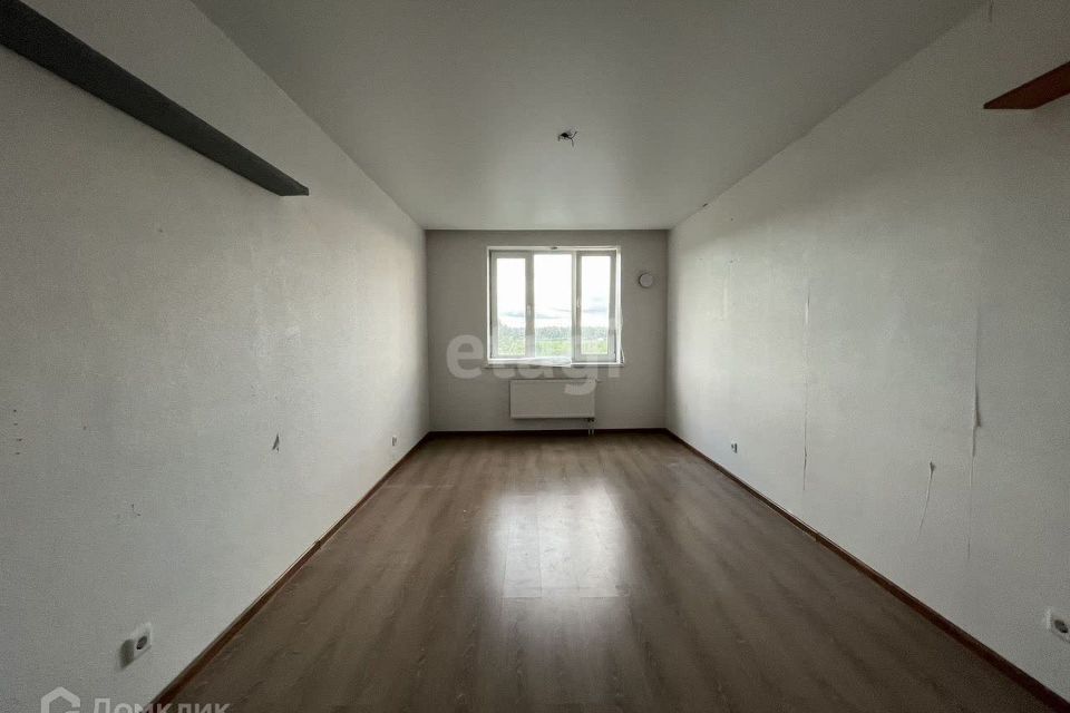 Продаётся 2-комнатная квартира, 59.8 м²