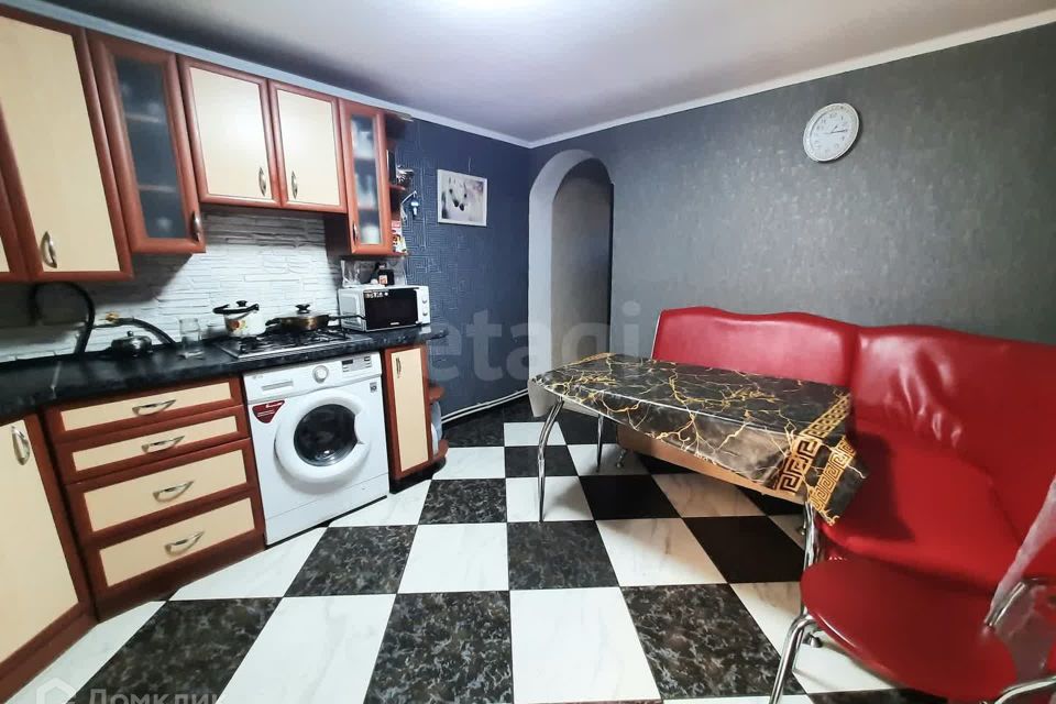 Продаётся 2-комнатная квартира, 40.7 м²