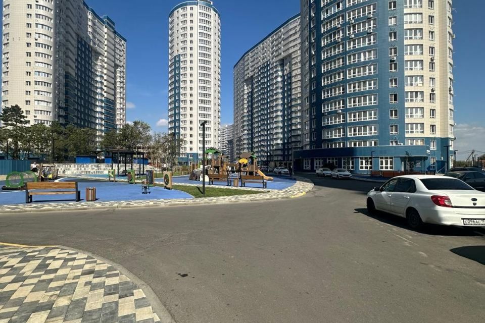 Продаётся 3-комнатная квартира, 74.9 м²