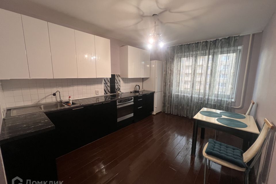Продаётся 2-комнатная квартира, 64 м²