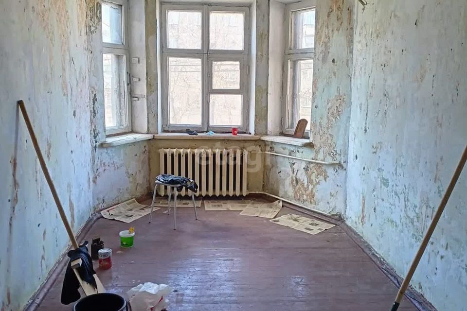Продаётся комната в 3-комн. квартире, 15.8 м²