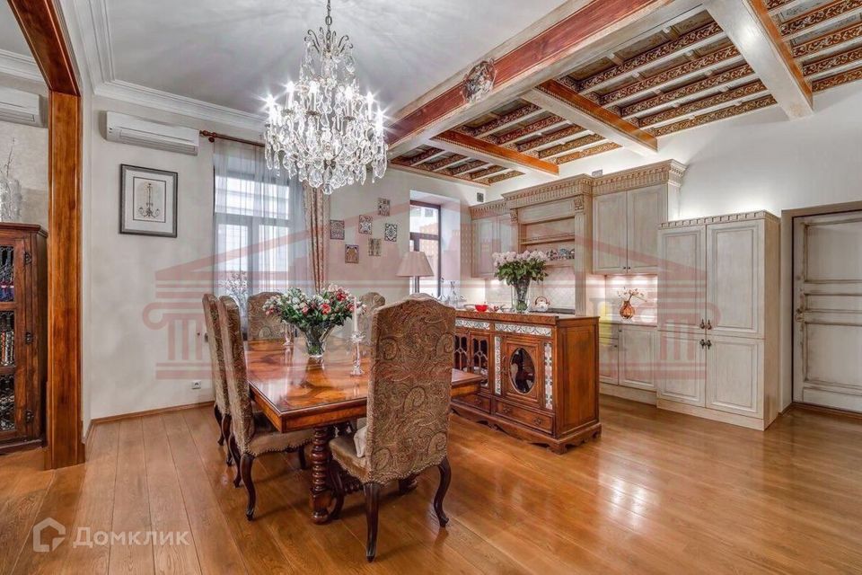 Сдаётся 3-комнатная квартира, 134 м²