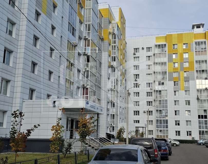 Продаётся 1-комнатная квартира, 37.8 м²