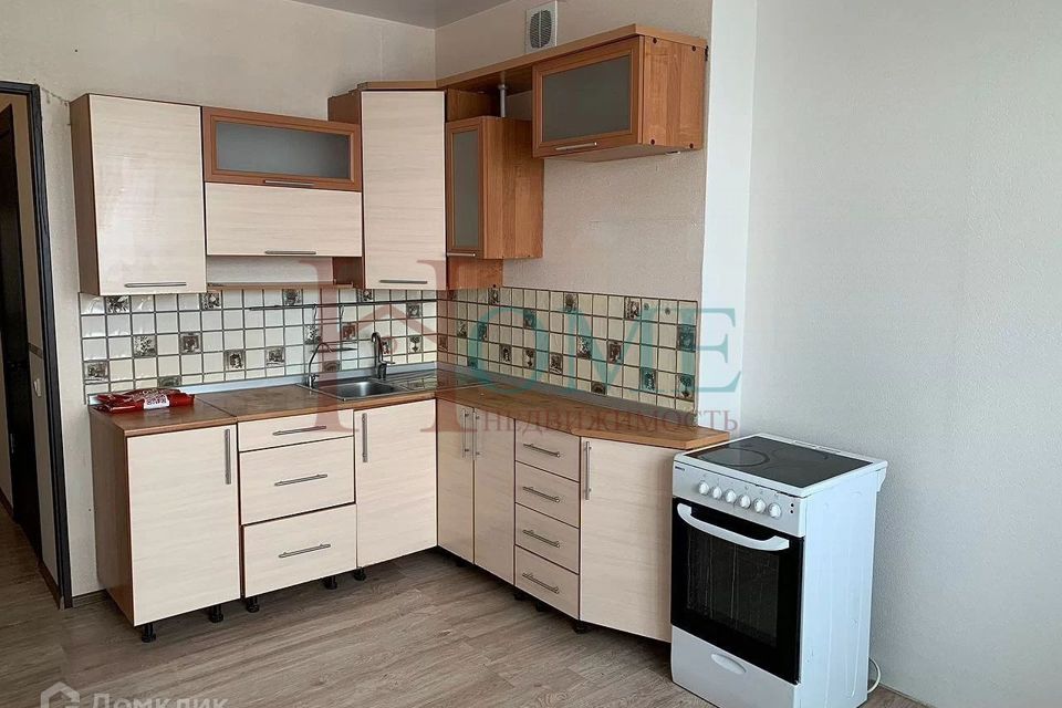 Сдаётся 2-комнатная квартира, 61.9 м²