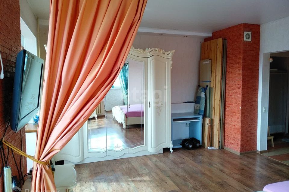 Продаётся 1-комнатная квартира, 47 м²