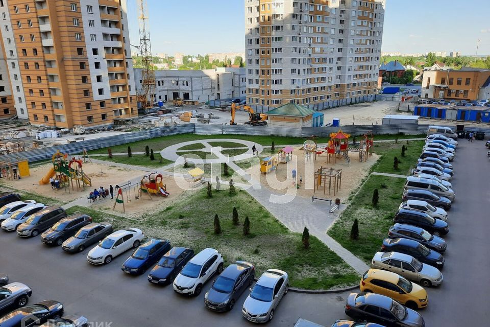 Сдаётся 2-комнатная квартира, 59.8 м²