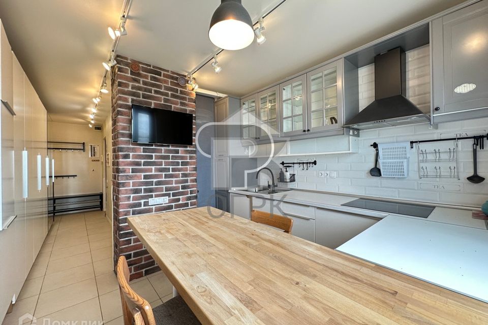 Продаётся 3-комнатная квартира, 74 м²