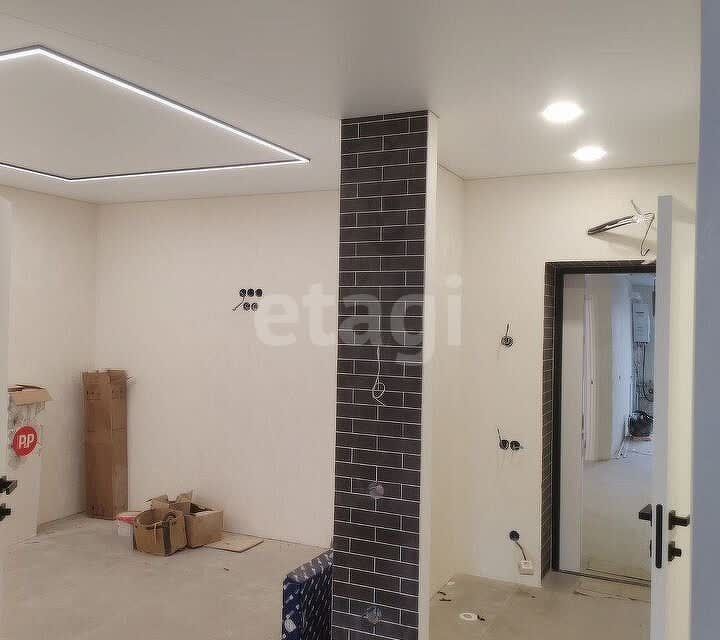 Продаётся 1-комнатная квартира, 45.5 м²