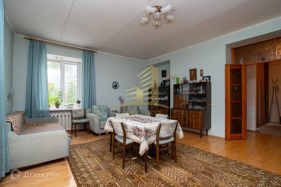 Продаётся 3-комнатная квартира, 120 м²