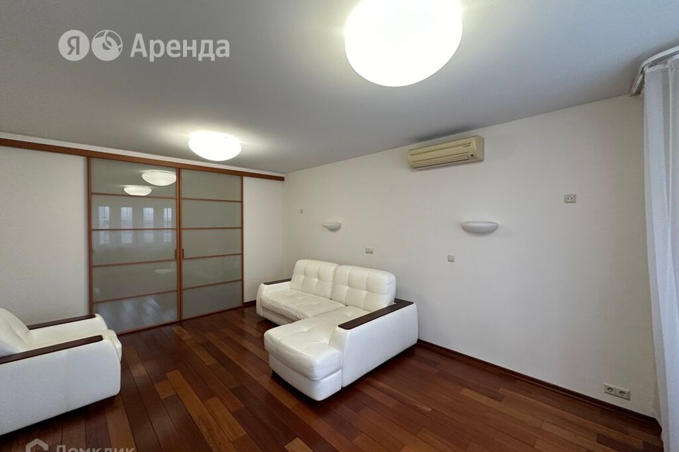 Сдаётся 3-комнатная квартира, 100 м²