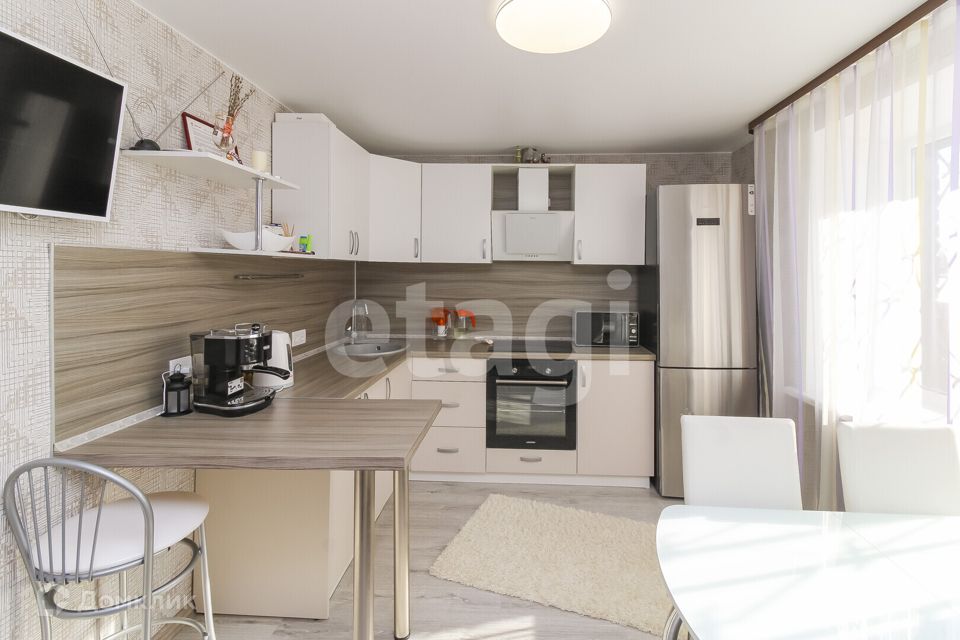 Продаётся 1-комнатная квартира, 45.3 м²