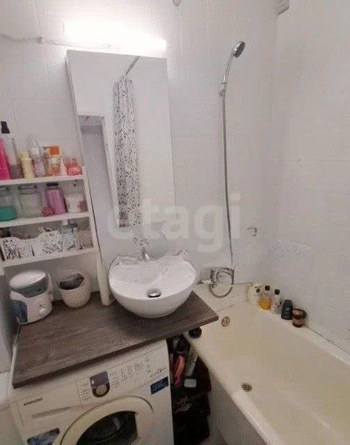 Продаётся 3-комнатная квартира, 62.8 м²
