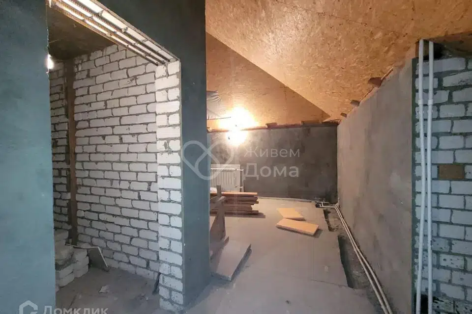 Продаётся 3-комнатная квартира, 148.6 м²