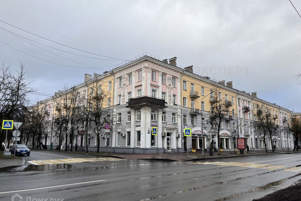 Продаётся 3-комнатная квартира, 73.9 м²