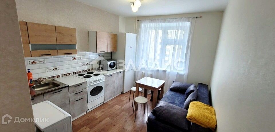 Сдаётся 1-комнатная квартира, 37 м²