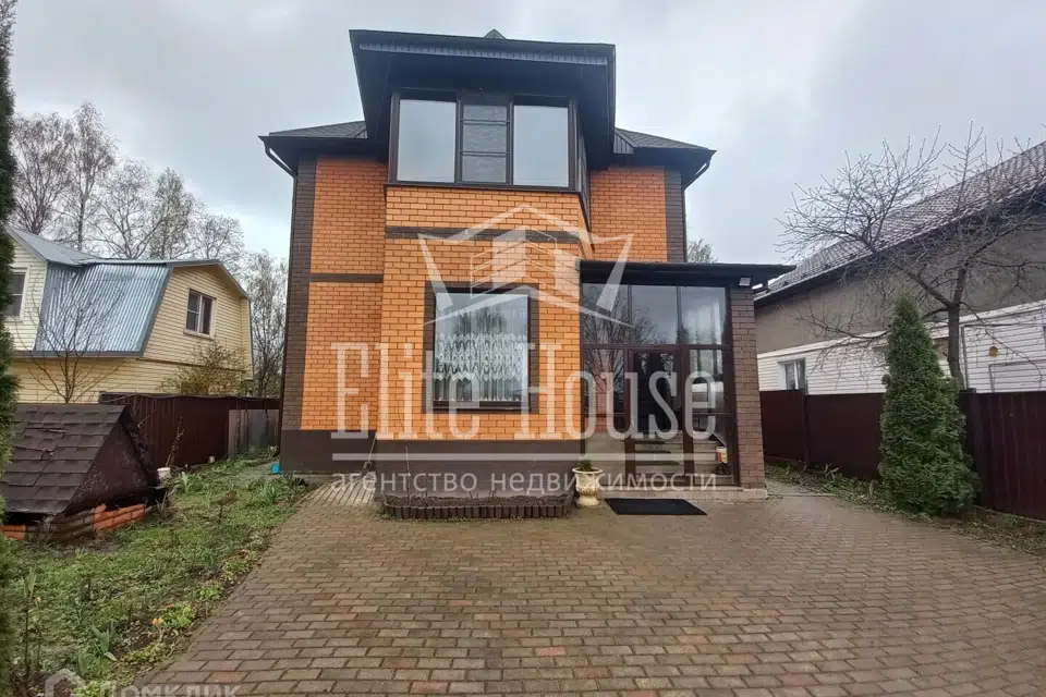 Продаётся 2-этажный дом, 143.1 м²