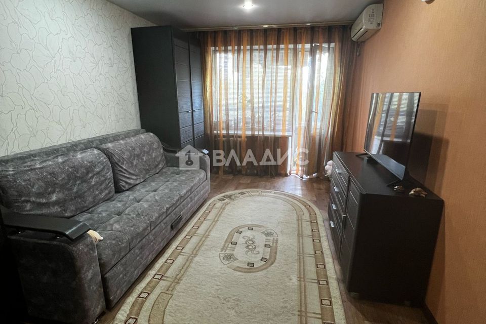 Продаётся 3-комнатная квартира, 59.6 м²
