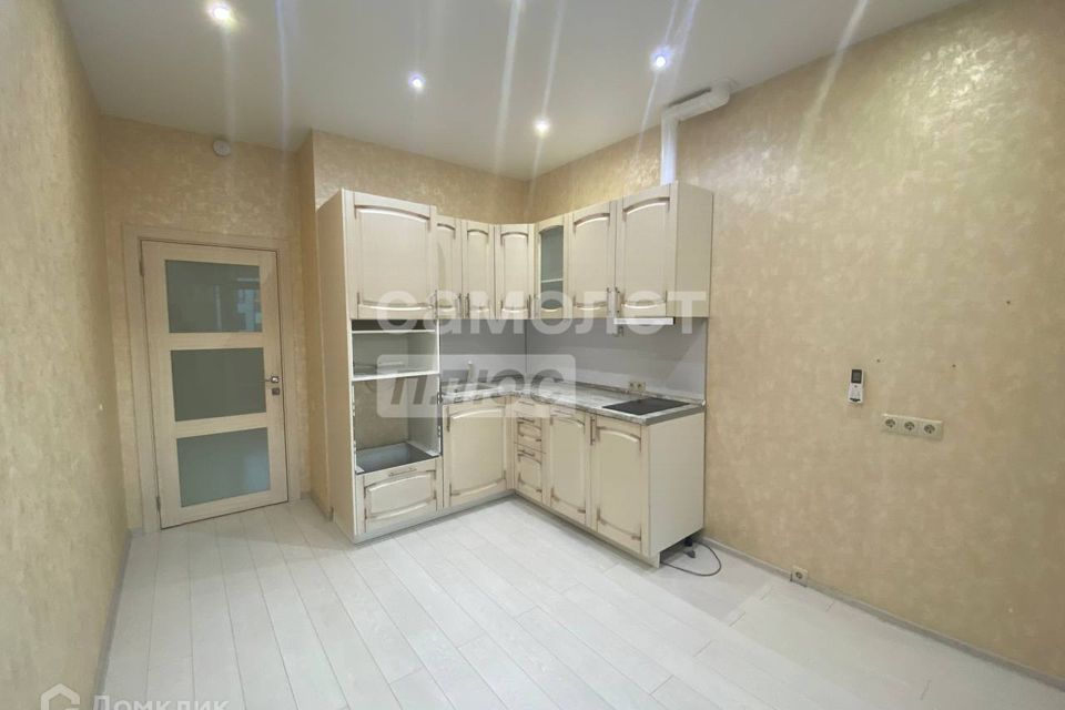 Продаётся 1-комнатная квартира, 37.3 м²