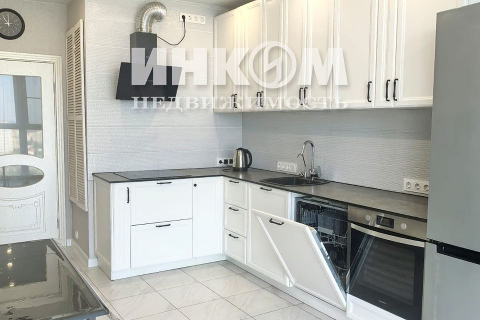 Сдаётся 2-комнатная квартира, 64 м²