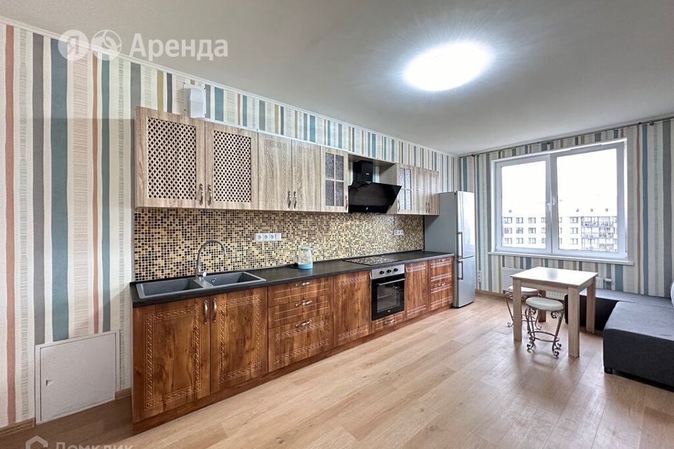 Сдаётся 2-комнатная квартира, 68 м²