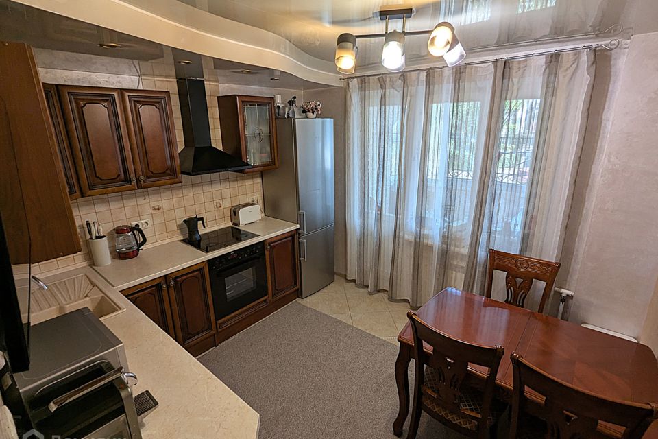 Продаётся 2-комнатная квартира, 62.3 м²
