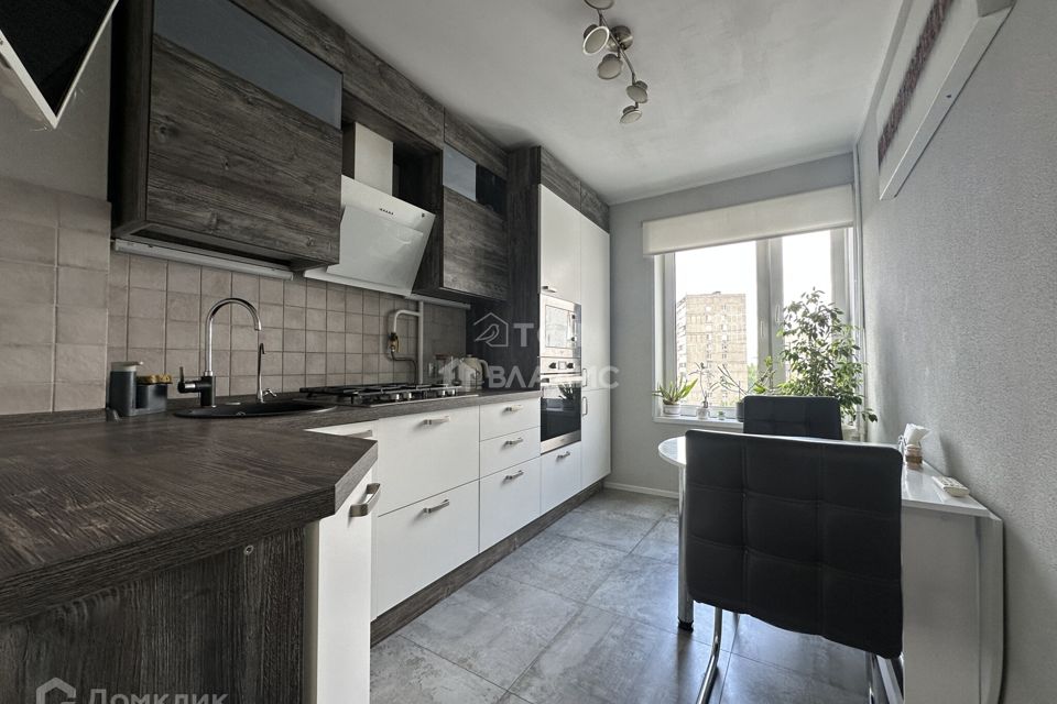 Продаётся 3-комнатная квартира, 63.7 м²