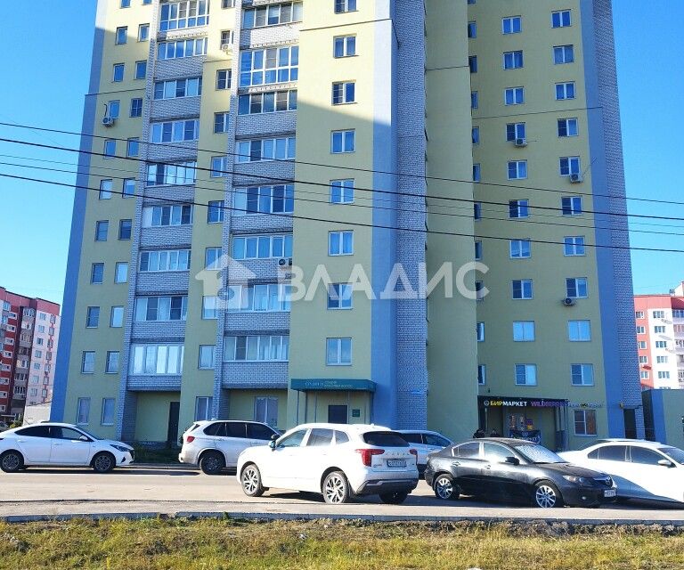 Продаётся 1-комнатная квартира, 52 м²