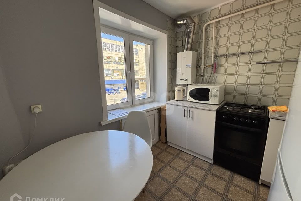 Продаётся 3-комнатная квартира, 43.7 м²