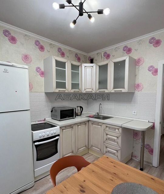 Сдаётся 2-комнатная квартира, 54 м²