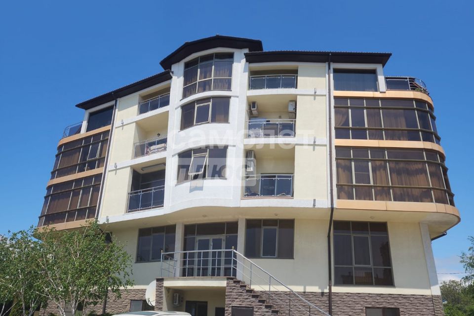 Продаётся 2-комнатная квартира, 64.7 м²