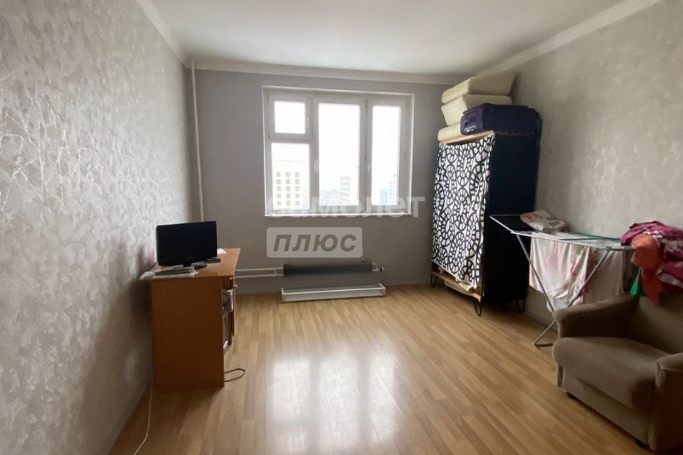 Продаётся 1-комнатная квартира, 41 м²