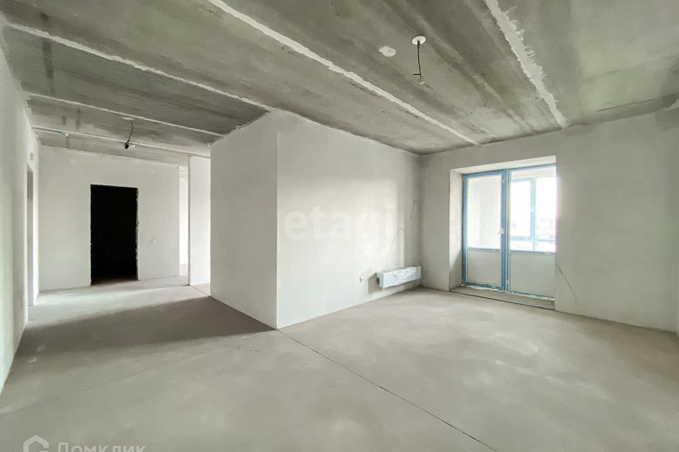 Продаётся 2-комнатная квартира, 76.62 м²