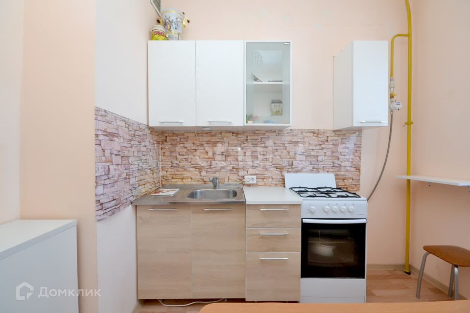 Продаётся 2-комнатная квартира, 42.3 м²