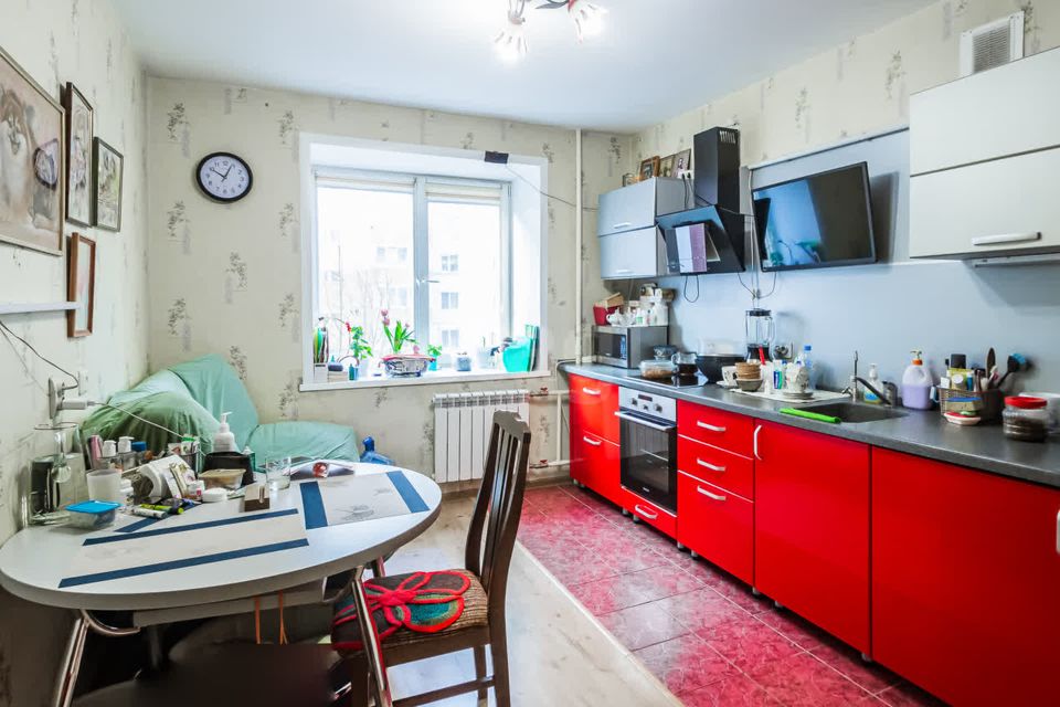 Продаётся 1-комнатная квартира, 41.8 м²