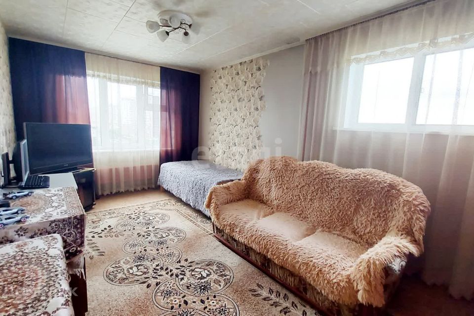 Продаётся 3-комнатная квартира, 58.2 м²