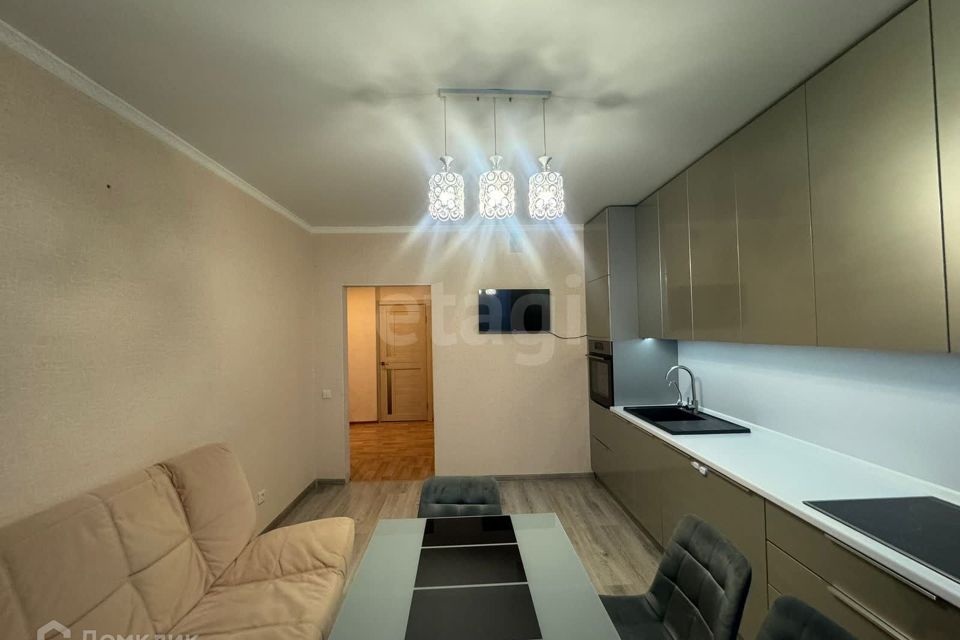 Продаётся 1-комнатная квартира, 46.3 м²