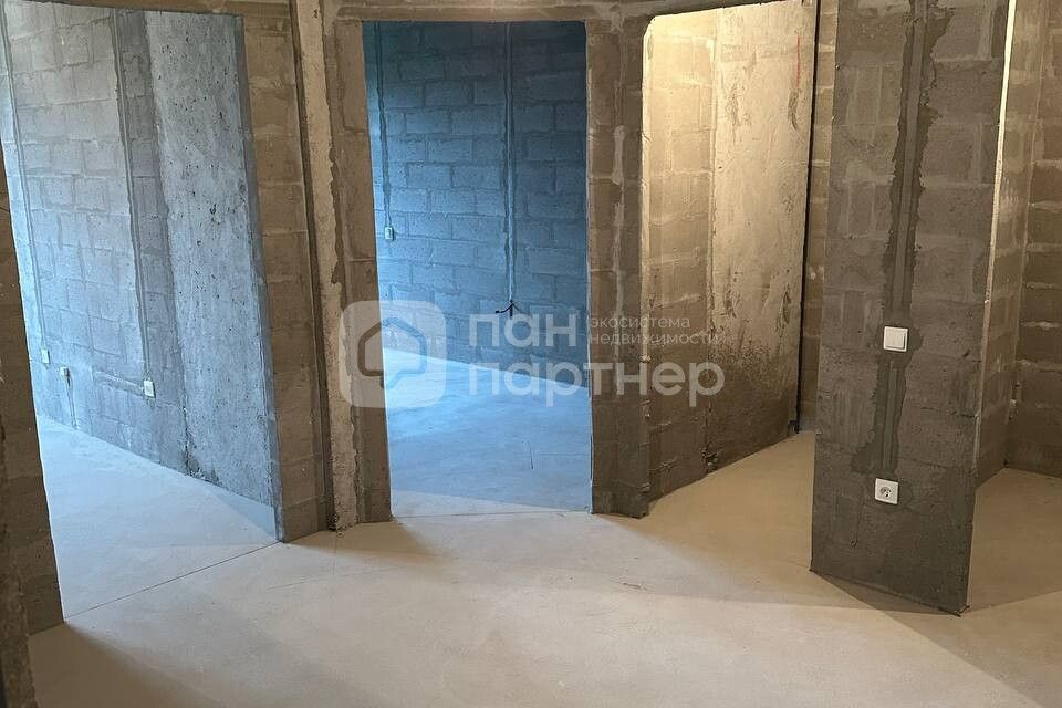 Продаётся 2-комнатная квартира, 55.8 м²