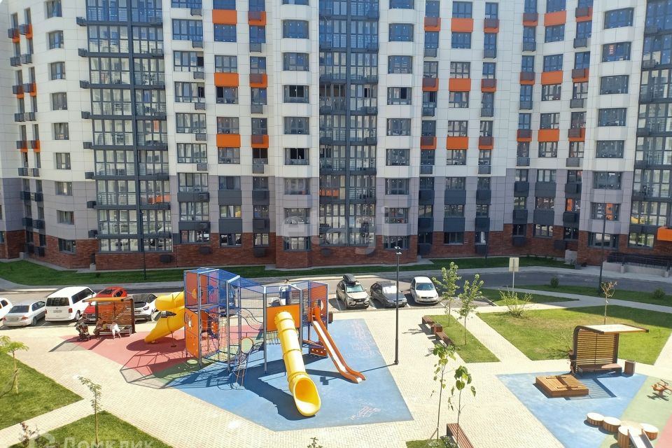 Продаётся 2-комнатная квартира, 55.5 м²