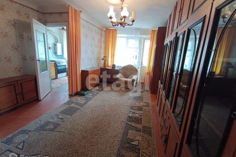 Продаётся 2-комнатная квартира, 43.2 м²