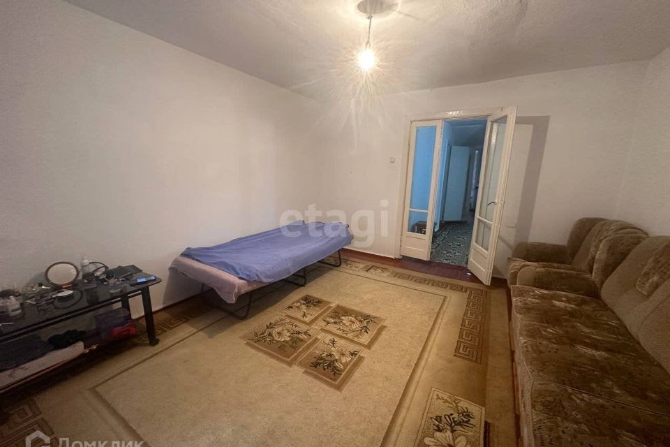 Продаётся 2-комнатная квартира, 82 м²