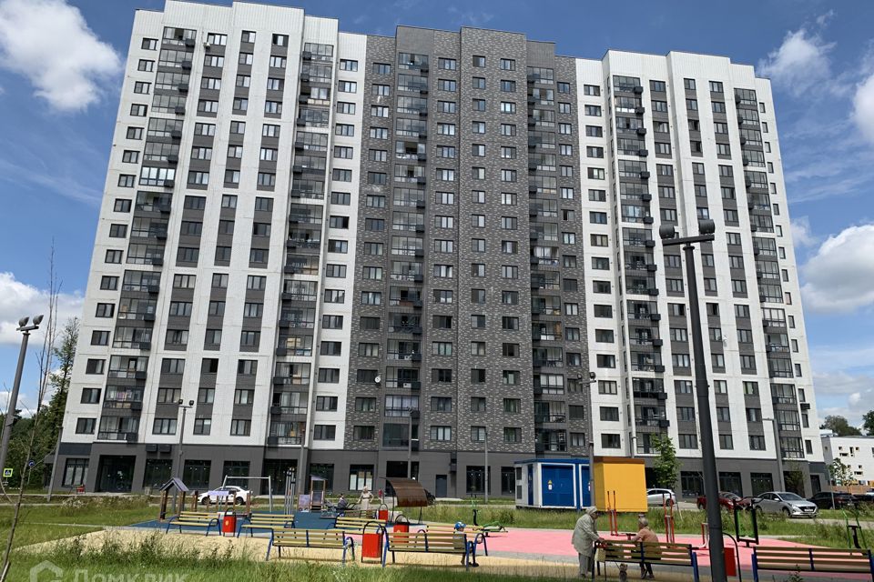 Продаётся 1-комнатная квартира, 46.1 м²