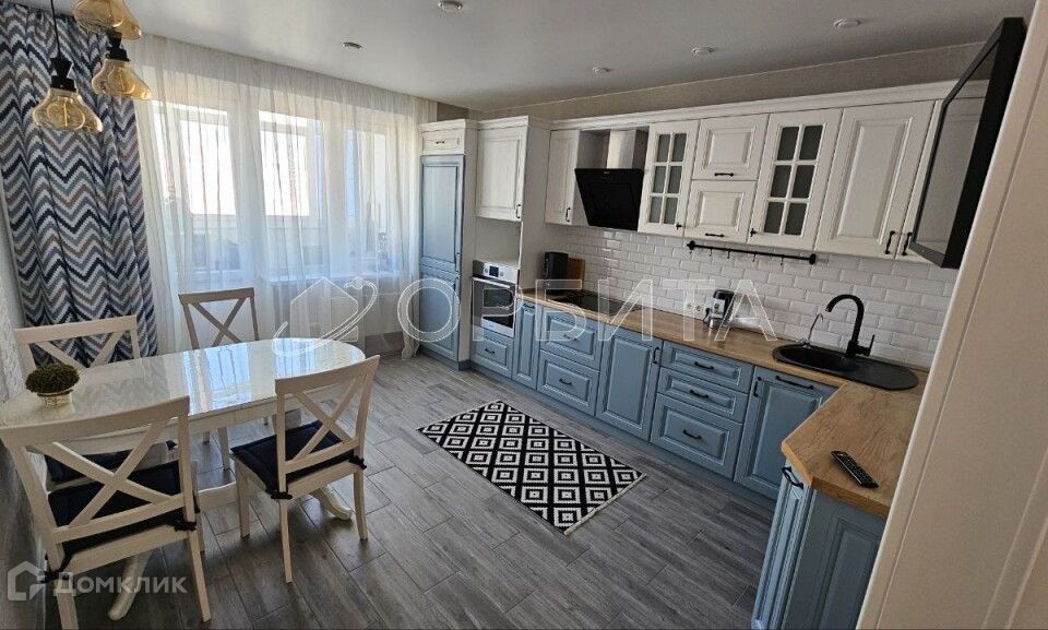 Продаётся 2-комнатная квартира, 66.4 м²