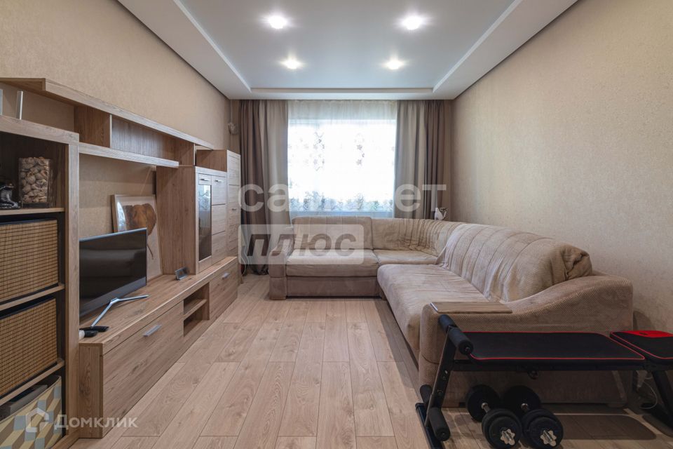 Продаётся 2-комнатная квартира, 60.4 м²