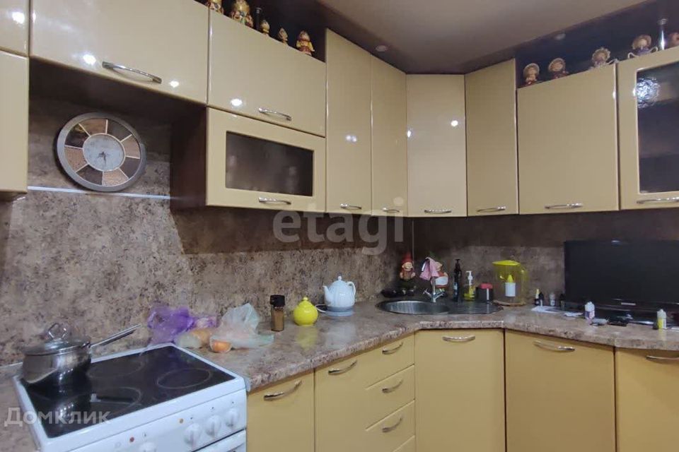 Продаётся 3-комнатная квартира, 65.2 м²