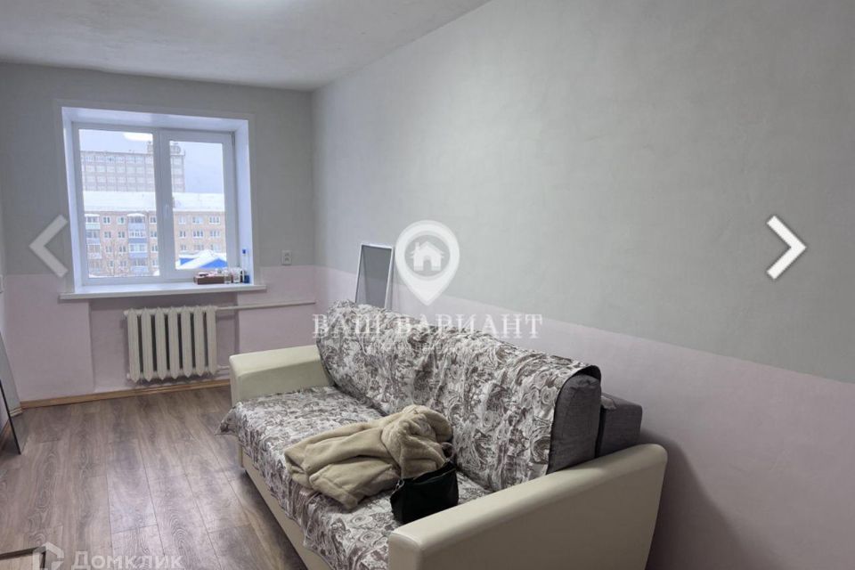 Продаётся комната в 5-комн. квартире, 15 м²