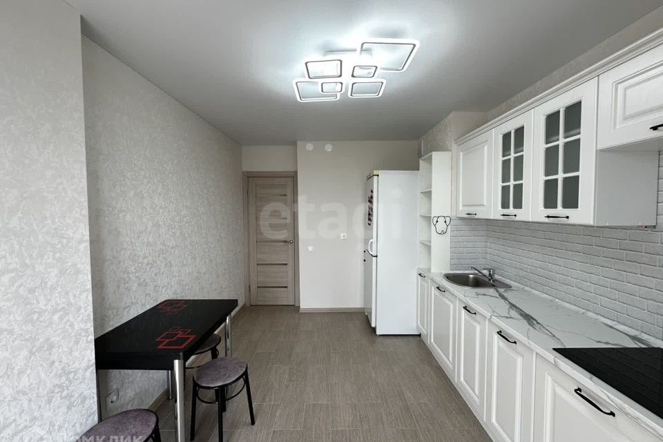 Сдаётся 2-комнатная квартира, 55 м²